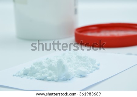 Control chemical substance in the laboratory