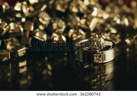 Rings newlyweds engagement 