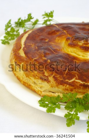 Camembert pie with cherry tomatoes