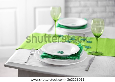 Table setting for St Patricks Day 