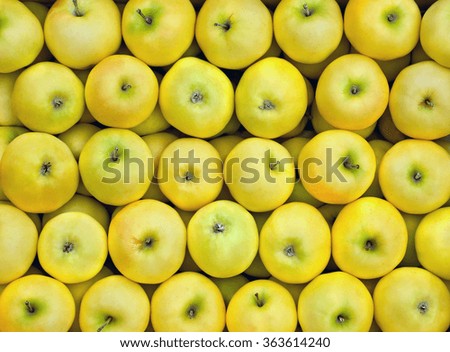 Texture of fresh apples