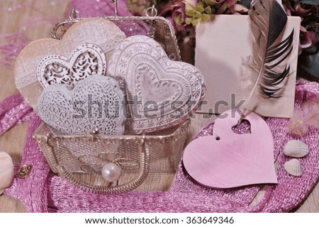 Valentine's Day in shades of pink - hearts in mesh bag