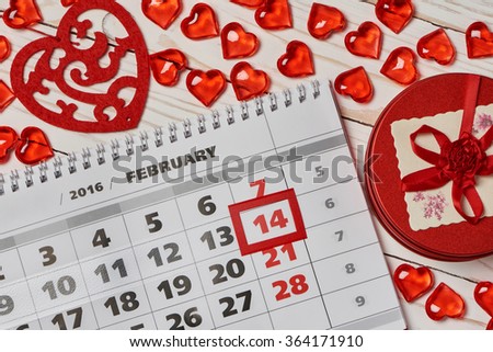 Calendar Valentines day and red hearts