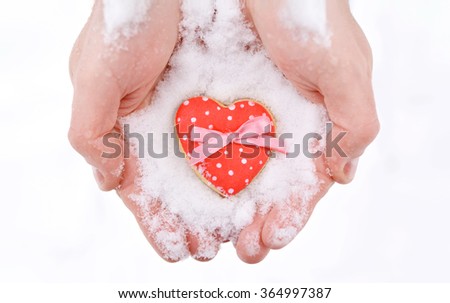 Red Sweet Heart in Man's Arms