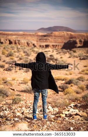 Male hiker standing in the Grand Canyon