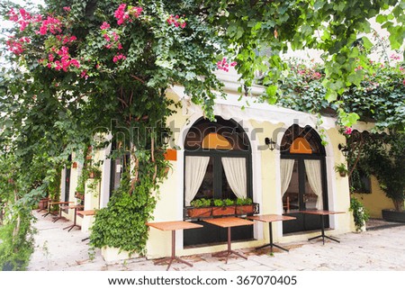 Mediterranean cafe, italian style