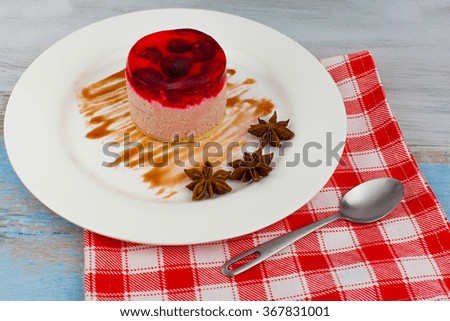 Strawberry dessert cheese