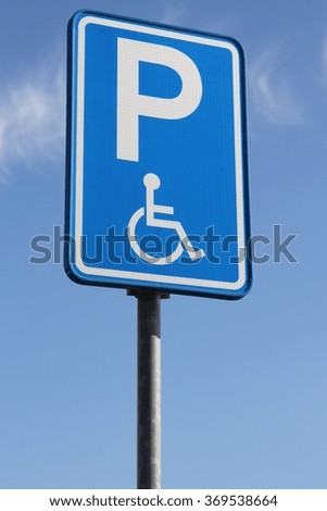 Dutch road sign: parking for disabled drivers