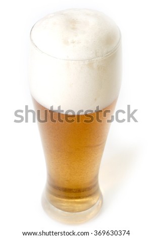 picture a tall glass with light beer
