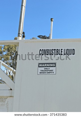 Warning - Combustible Liquid - Only Transport When Empty sign