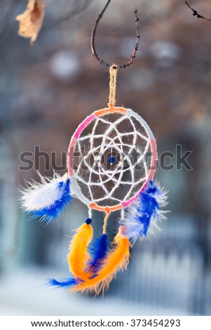 Dreamcatcher Bright  with natural colored feathers and beads