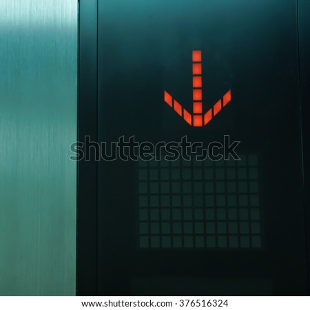 monitor in elevator