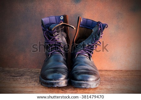 Still life combat boot