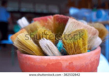 paint brushes,brushes,painting,old paint brushes,color,object,children,school,education
