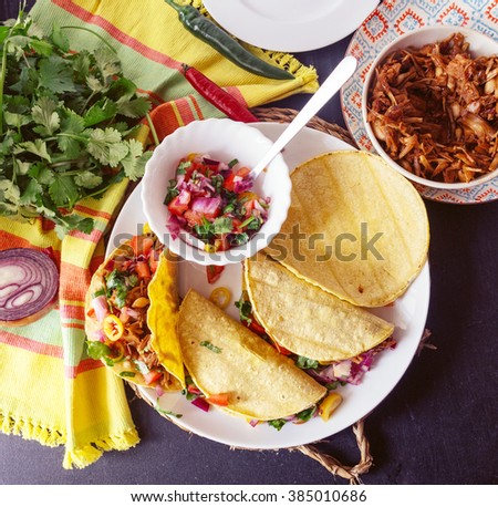 Vegan jackfruit tacos