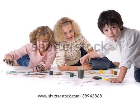 Four painting child (boy and two girl)