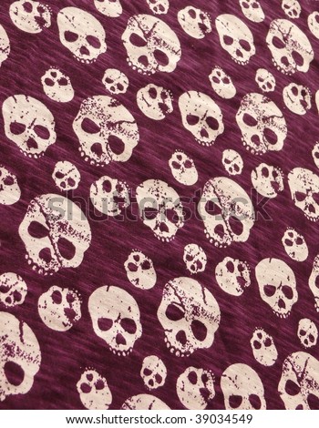 Grungy halloween skull print. More of this motif in my port.