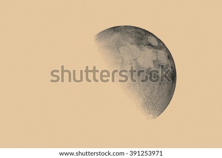 Half moon with sharp details (negativ)