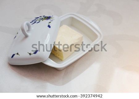 Ceramic butter dish with lavender spica picture
