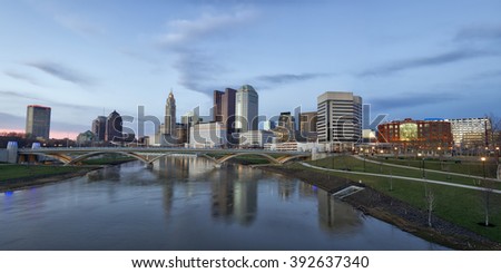 Panorama of the Columbus, Ohio skyline along the Scioto River