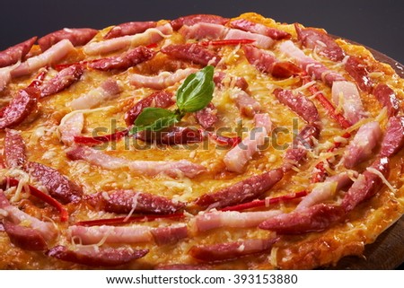 Pizza salami bacon meat meal food crust snack salami round delivery eat