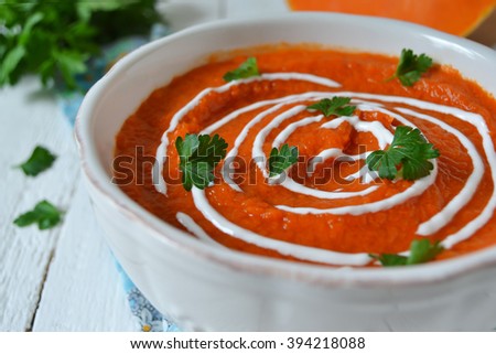 cream soup of pumpkin and lentils, pumpkin puree