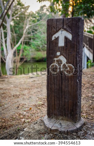 Bicycle sign for directing the route for biking