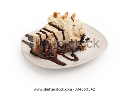 Peanut-butter Pie with Chocolate Sauce