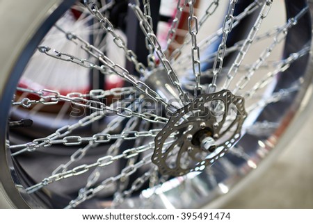 Custom wheel with spokes chains for bicycle in store