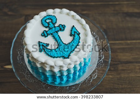A cake with an anchor for the child.