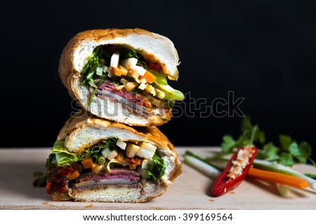 Vietnamese sandwich Royalty-Free Stock Photo #399169564