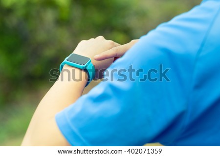 Man using smart watch