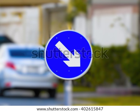 Keep right traffic sign in Dubai