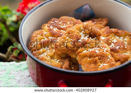 Golden Schnitzel with sesame 