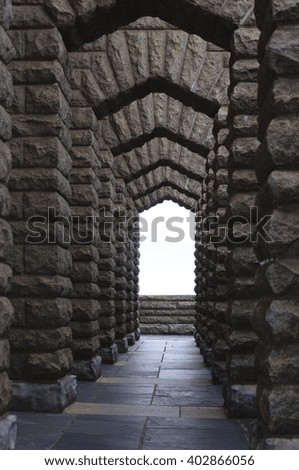 The arch  passage structure 