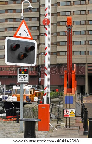 Movable Bridge Sign Lights and Barrier Ramp