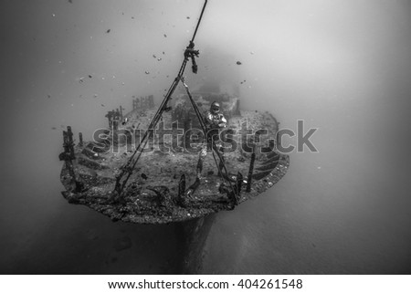 Wreck diving black and white