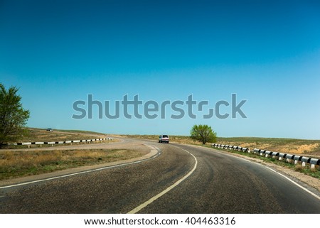 road  dividing line