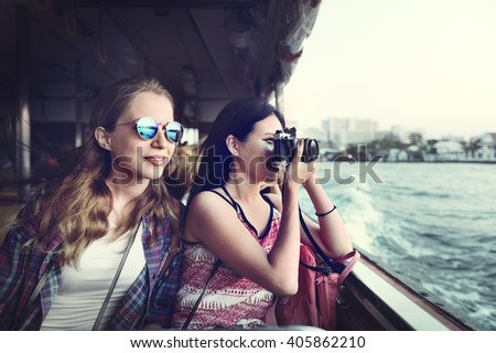 Girls Friendship Hangout Traveling Holiday Photography Concept