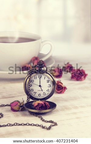 Traditional English 5 o'clock tea.