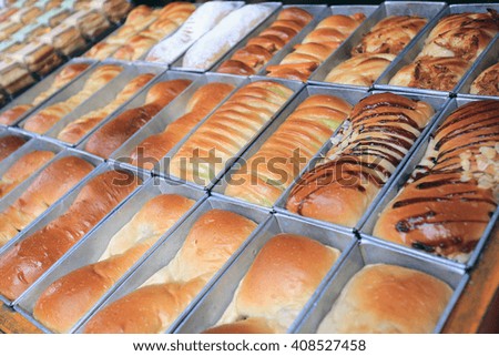 Bakery product assortment with bread loaves