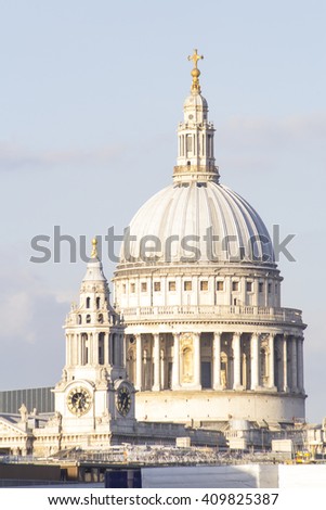 Wonderful aerial view of St Paul Cathedral in a sunny day, London, Uk.