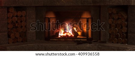 Rustic Fireplace with fire grid protection screen
