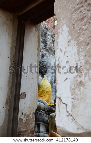 Buddha Status at Wat Talad, Bangpahan  ,   Ayutthaya, Thailand