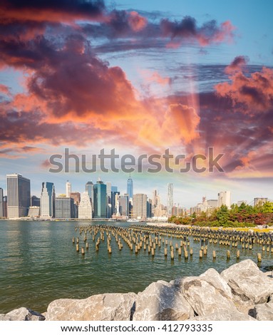 Downtown Manhattan skyline at dusk, New York City - NY - USA.