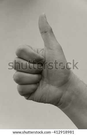 hand, thumbs up