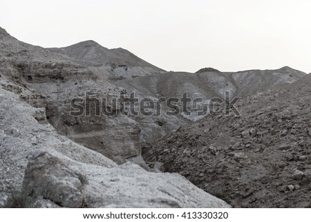Picture of a strong mountain of stone