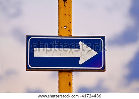 picture of the one way sign