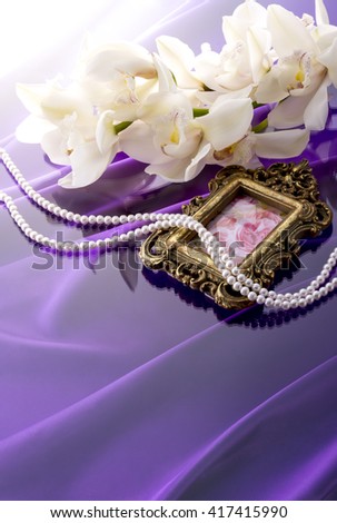 A scenery material of the photoframe and pearl