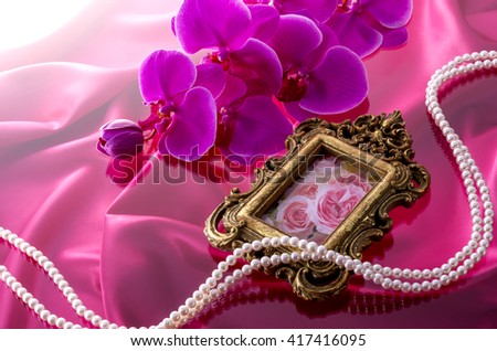 A scenery material of the photoframe and pearl
